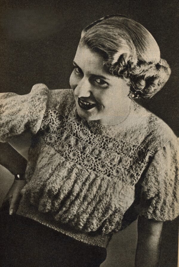 Foto D50T059 Blouse met gehaakte bloemenrand