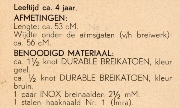 Gebreid meisjesjurkje