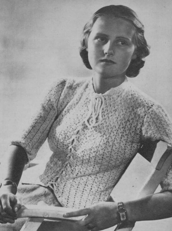 Foto 1 D30V028 Gehaakt dirndl-jakje