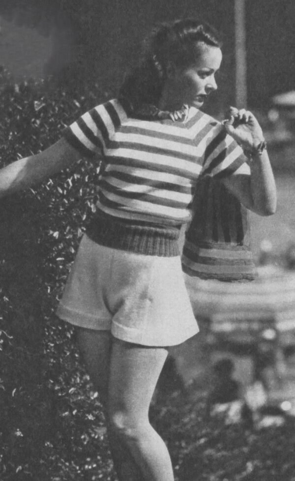 Foto 1 D50T096 Gestreepte zomerjumper met gebreide short