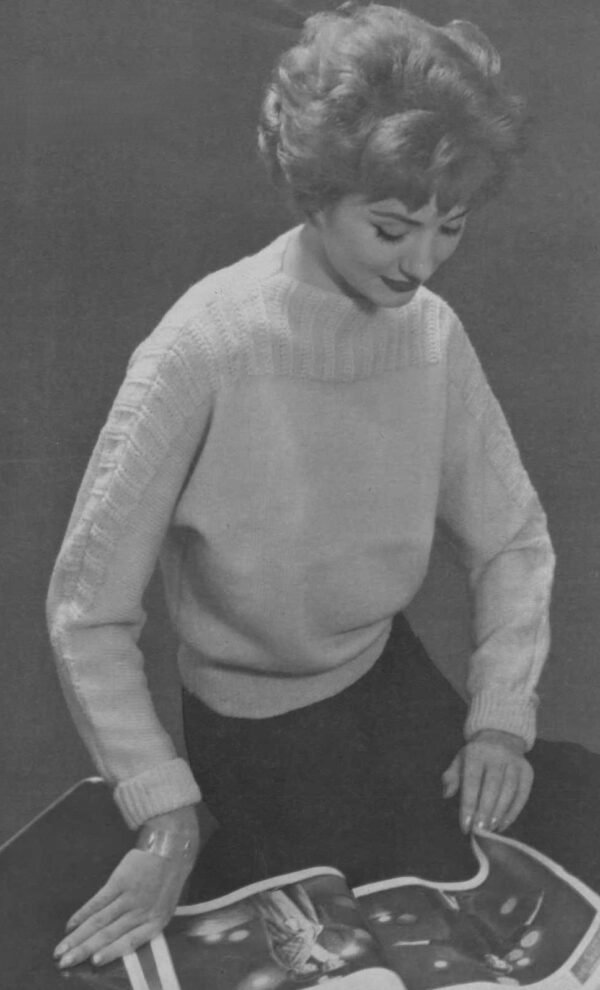 Foto 1 D50T278 Eenvoudige sportieve damesjumper